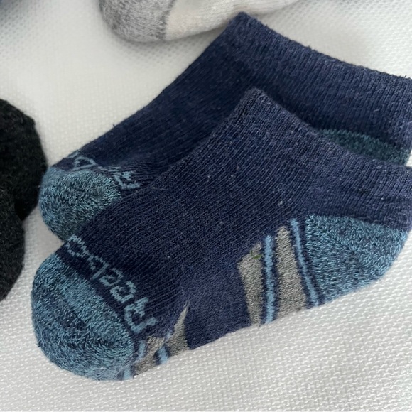 Reebok Toddler None Show socks 6 pairs size 2T -4T - Picture 3 of 7
